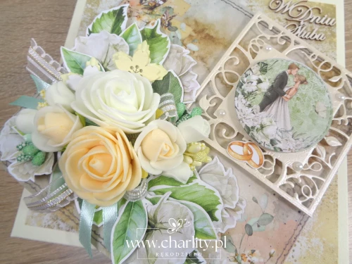 Kartka handmade na ślub z ilustracją młodej pary