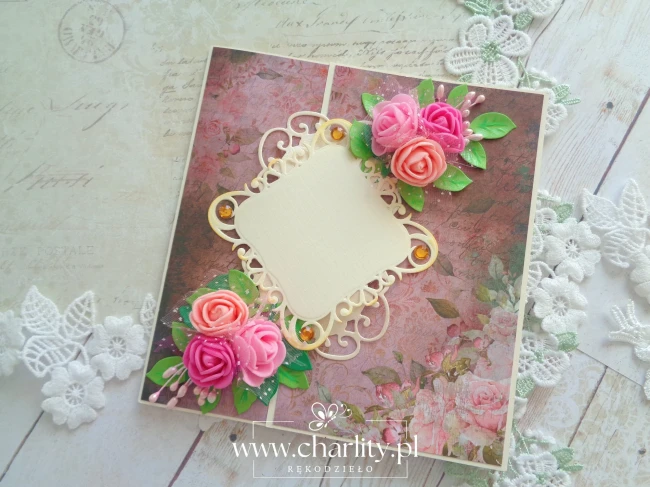 Kartka ręcznie robiona metodą scrapbookingu