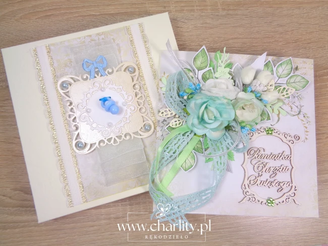 Pamiątka Chrztu Świętego handmade w ozdobnym pudełku z niebieską wstążką